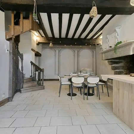 Le Mazagran - Wifi - Terrasse - Centre Дом отдыха Лаваль